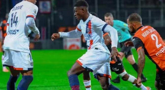 关于法甲赛程吃紧，摩纳哥国际比赛日远射贴柱，气氛紧张，阵容厚度经受考验的信息贝博官方网页版