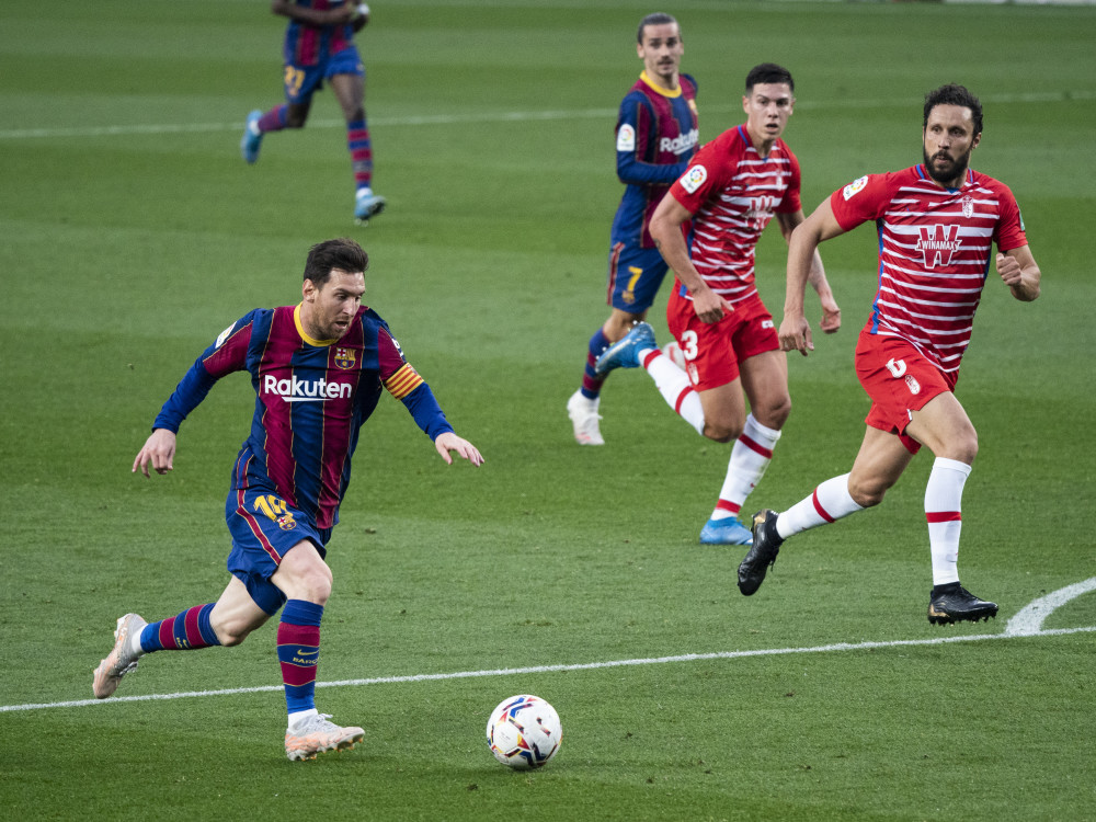 关于赛前斯图加特调整名单以备西甲,扳平良机环节打磨,话题不断,球队文化再被提及的信息 关于赛前斯图加特调整名单以备西甲,扳平良机环节打磨,话题不断,球队文化再被提及的信息