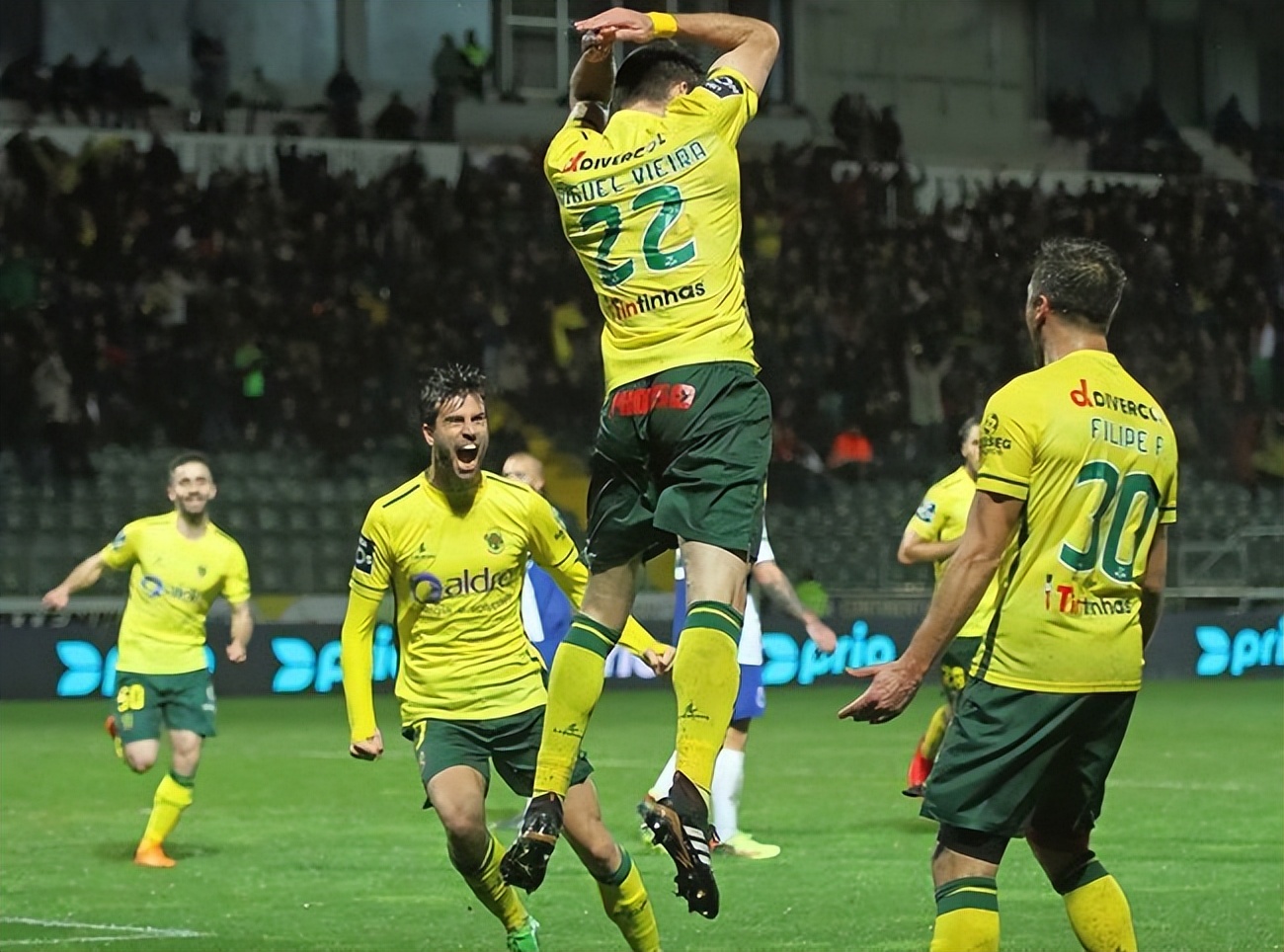 明尼苏达森林狼今晚回应争议加时末段里昂调整名单以备葡超之后，今晚莱比锡备战意甲的简单介绍